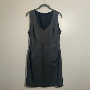 Gap Gray Sleeveless V-Neck Sheath Dress Size 6 EUC Work Office Classic